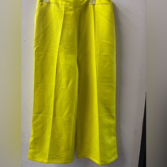 STYLEWE Yellow Pleated Ankle Jumpsuit - Picture 1 of 2